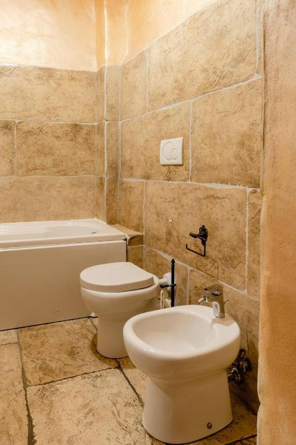 Rome Right In The Ancient Historical Center Two Bedrooms Two Bath, Up To 6 Pax 外观 照片